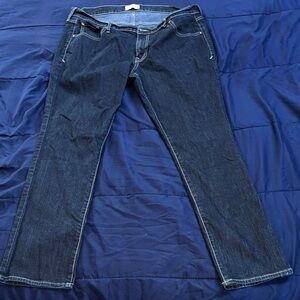 Old Navy Women's Straight Leg Jeans - Dark Blue